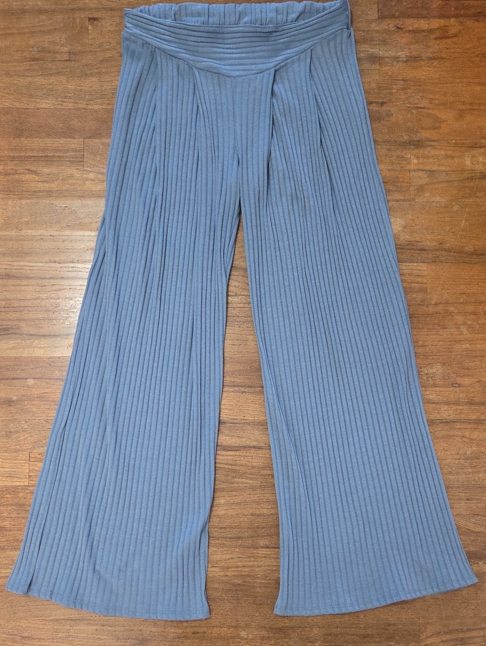 The Zigzag Stripe Ribbed Wide-Leg Pants